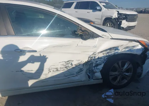 2011 Hyundai Sonata Limited из США, поврежденный, VIN 5NPEC4AC1BH010135